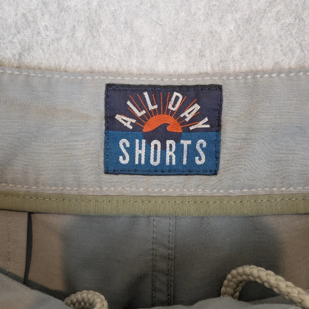 Faherty All Day Shorts 1.0 Men's 32 Ice Gray 9